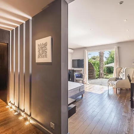 11 Grimp - Stunning 8-bedroom Pool And Private Tennis Antibes