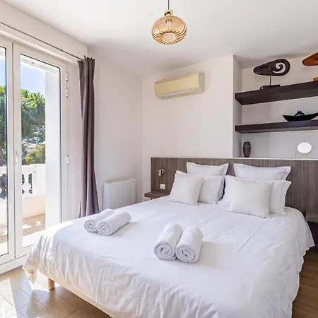 Villa 11 Grimp - Stunning 8-bedroom Pool And Private Tennis