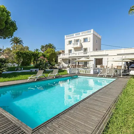 Villa 11 Grimp - Stunning 8-bedroom Pool And Private Tennis *