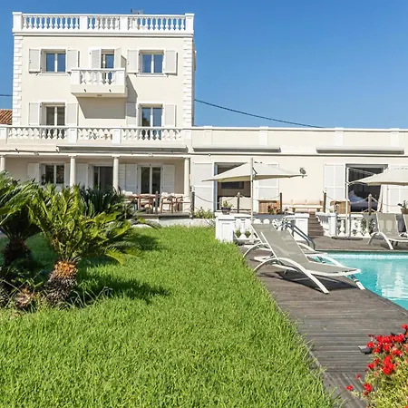 11 Grimp - Stunning 8-bedroom Pool And Private Tennis Villa